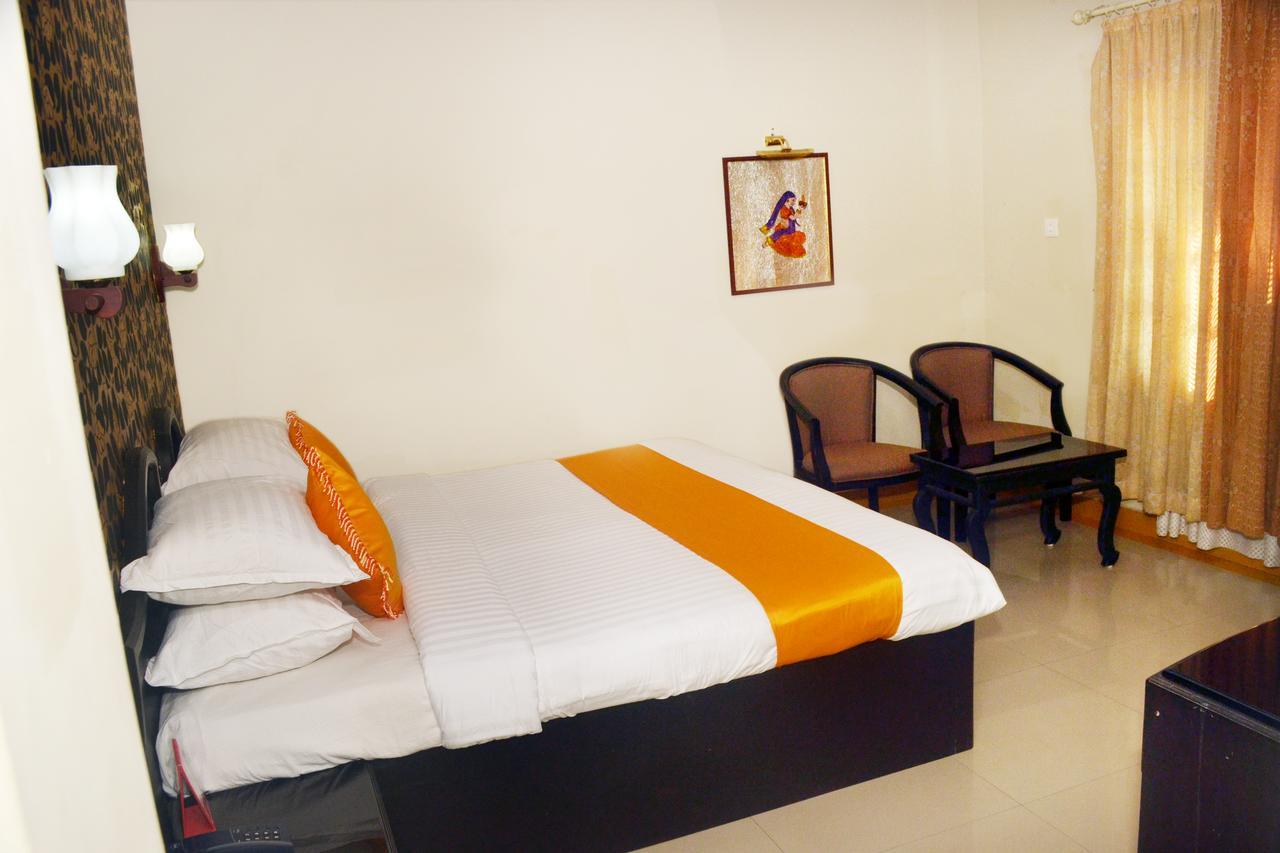 Capital O 46475 Gd International Redfort Hotell Nilambūr Eksteriør bilde