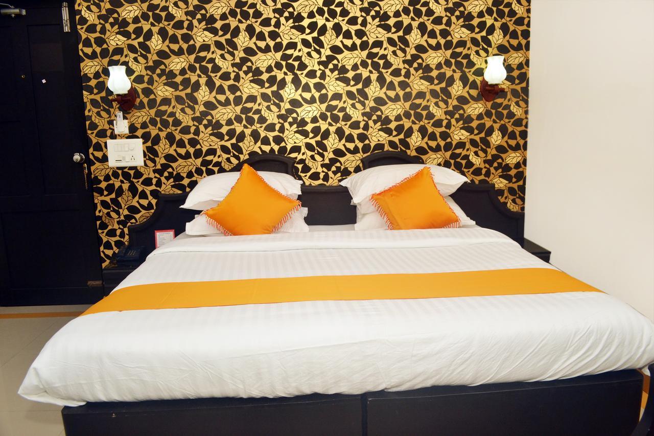 Capital O 46475 Gd International Redfort Hotell Nilambūr Eksteriør bilde