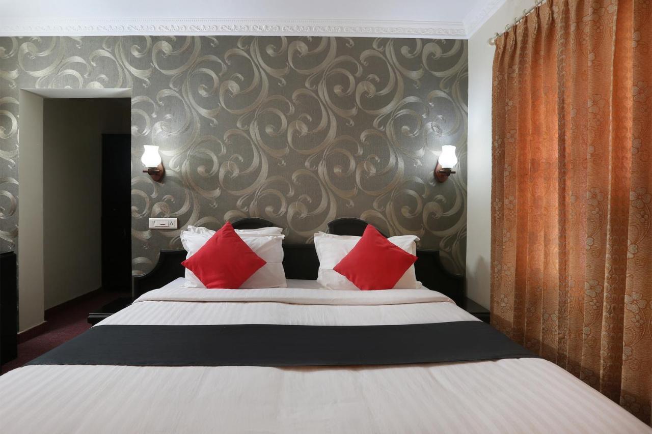 Capital O 46475 Gd International Redfort Hotell Nilambūr Eksteriør bilde